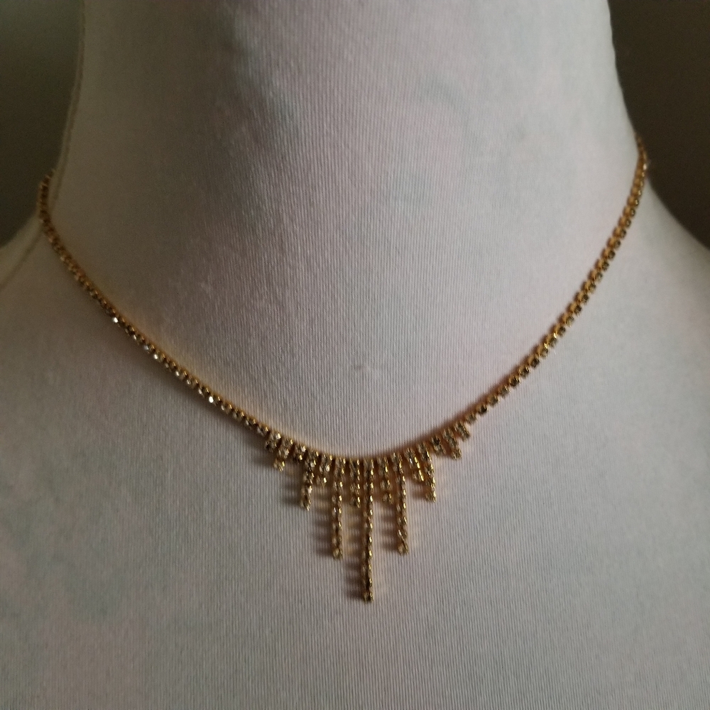 Vintage Monet necklace clear rhinestones gold tone metal - Picture 3 of 17
